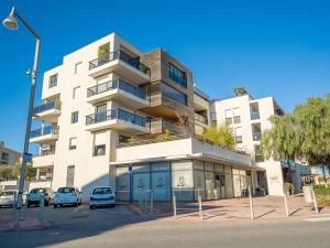Apartment Rive Gauche