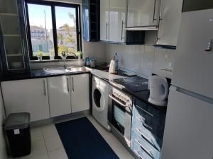 Appartement Apartment Santa Eulalia Albufeira LT6,1er etage appartement AX estrada de santa Eulalia,Areias de S.Joao 8200-269 Albufeira Algarve