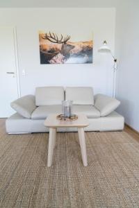 Appartement Apartment Schneeburg Tiroler Weg 13 79285 Ebringen Bade-Wurtemberg