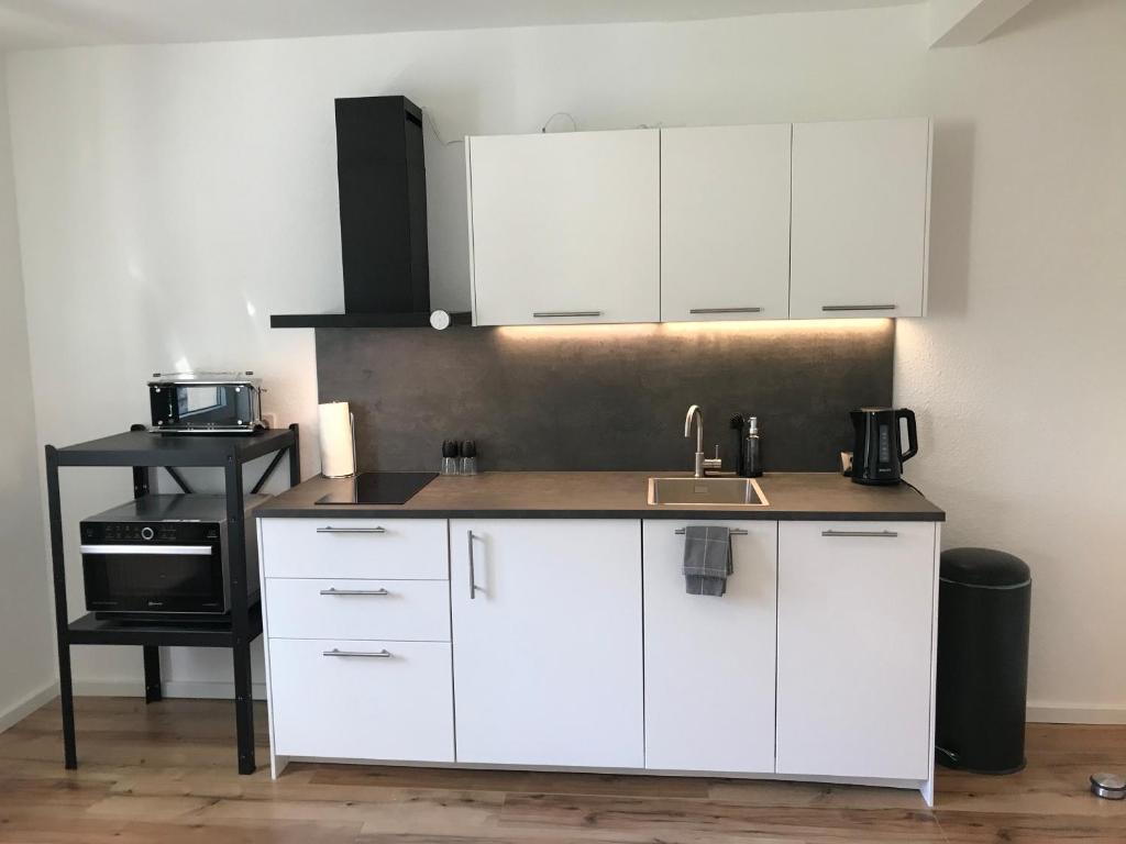 Apartment Stockholm, top renoviert, 35qm, Köln nah 80 Buchholzstraße, 51469 Bergisch Gladbach