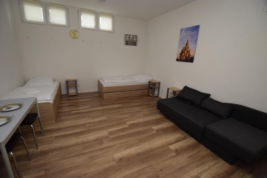 Appartement Apartment Stuttgart Kaltental 33 Schwarzwaldstraße 70569 Stuttgart