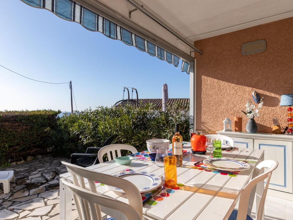 Appartement Apartment Terre Marine  83110 Sanary-sur-Mer