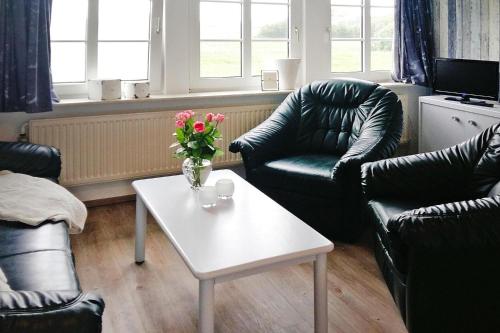 Apartment, Toenning