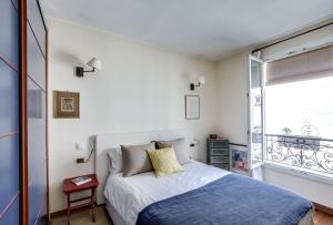 Apartment Tour Eiffel by Weekome