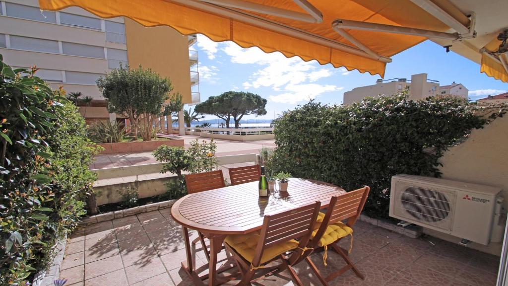 Apartment Villa Francia-4