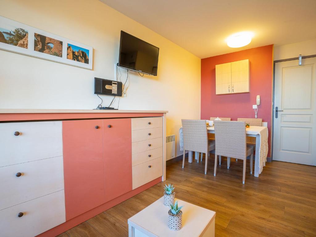 Apartment Village Cap Estérel - Le Belvédère-4 , 83700 Agay