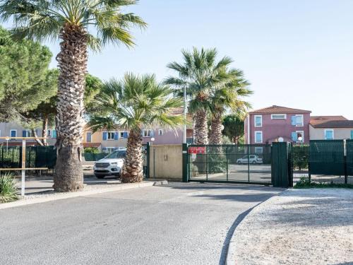 Apartment Village Marin Catalan