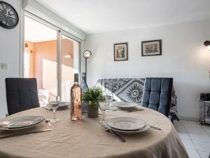 Apartment Village Marin Catalan