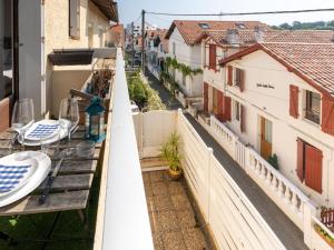 Apartment Voltaire
