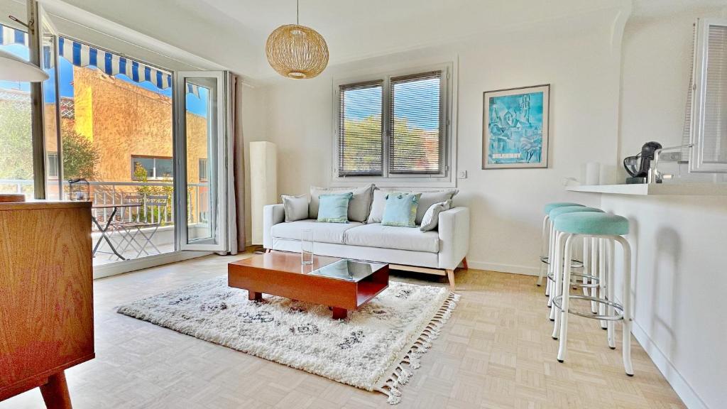 Apartment Wave Dream