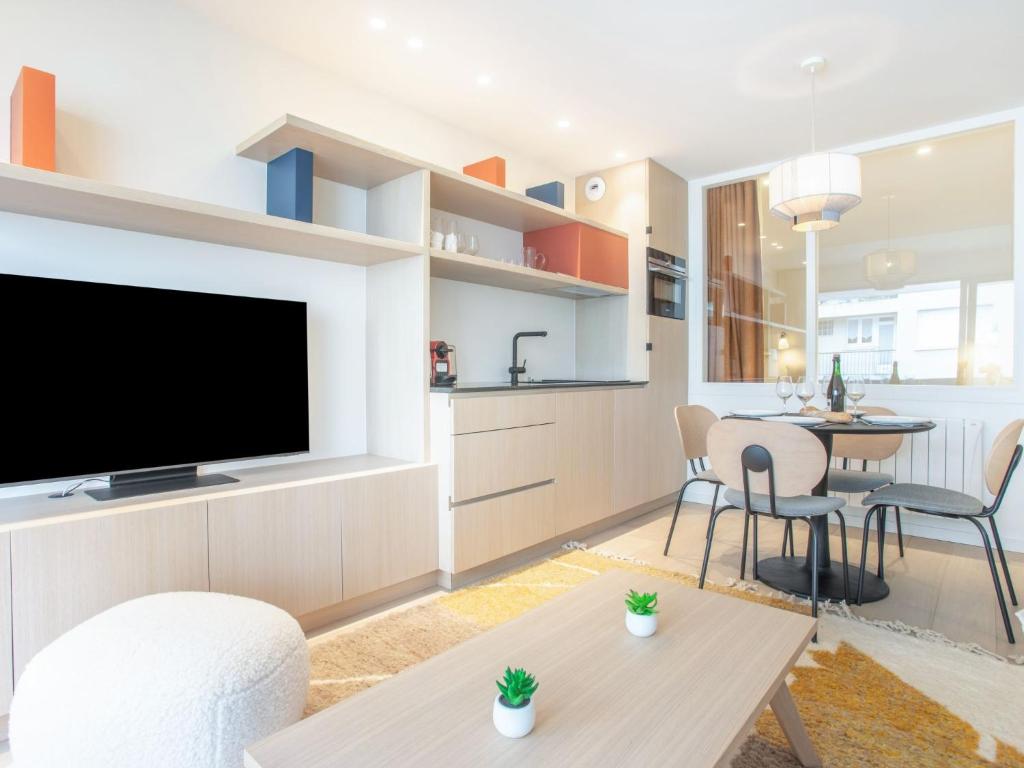 Apartment Winston , 35800 Dinard