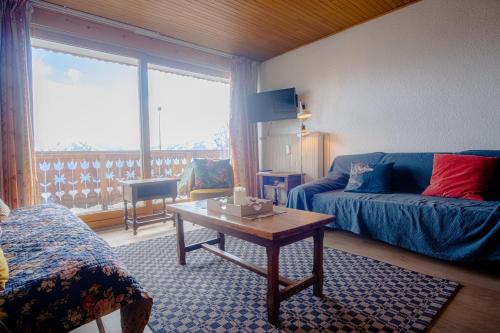 Apartment with a balcony and superb view - Huez - Welkeys