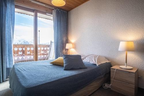 Apartment with a balcony and superb view - Huez - Welkeys