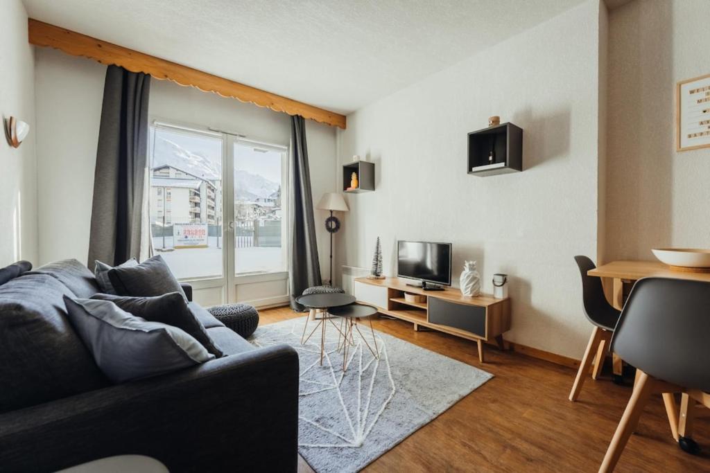 Apartment with a furnished terrace close to the cable cars Rated 3 stars 950 Avenue du Mont d'Arbois, 74170 Saint-Gervais-les-Bains