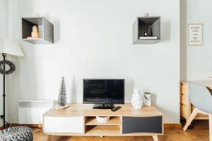 Apartment with a furnished terrace close to the cable cars Rated 3 stars