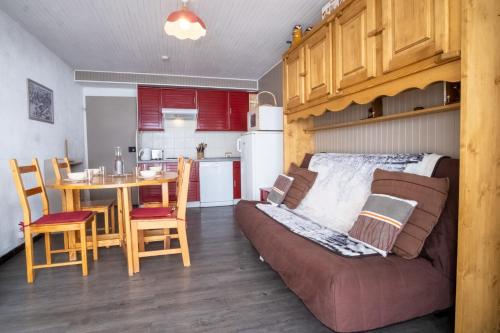 Apartment with balcony and beautiful view - Huez - Welkeys