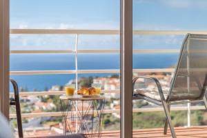 Apartment with balcony and sea view - Garajau VI