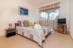 Apartment with balcony near beach and city center