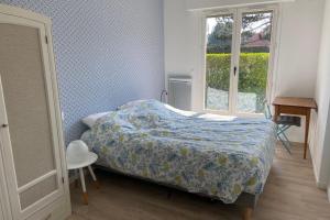 Apartment with garden at 100 m from the beach