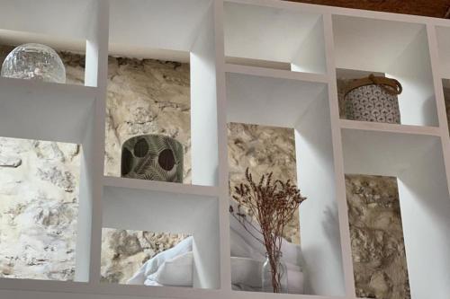 Apartment with Mediterranean charm in the heart of the Provençal market