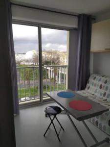Apartment With Nice View On The Port