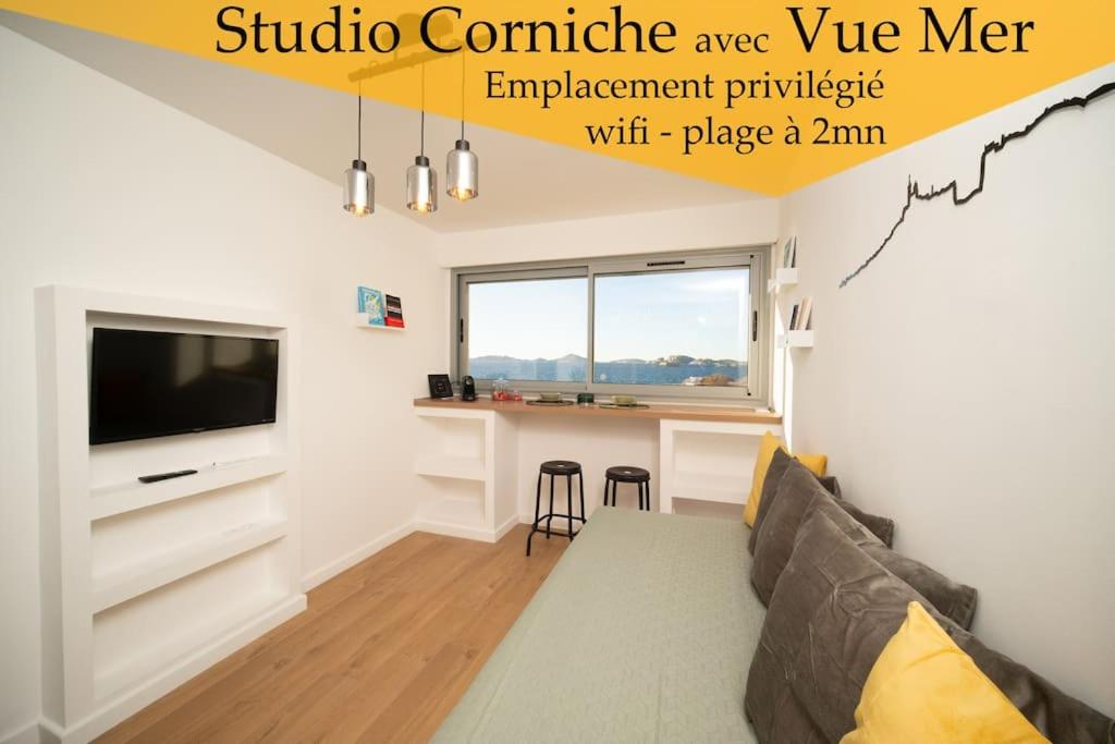 Apartment with sea view 50m from the beach 317 Corniche Président John Fitzgerald Kennedy, 13007 Marseille