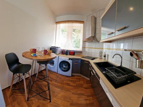 Apartment with sea views, Primel-Trégastel
