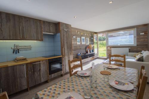 Apartment With Terrace On The Golf Of Tignes