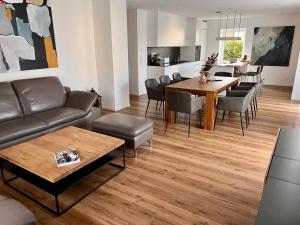 Apartments bei Playmobil EG,130m2