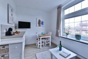App-8-in-strandnaher-Lage-Baederstil-Villa-in-Wenningstedt-Sylt