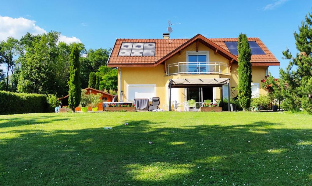 Apparemment annexe