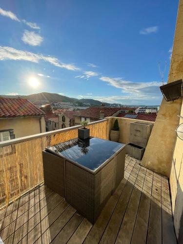 Appart 110m2 terrasse climatisé quartier médiéval