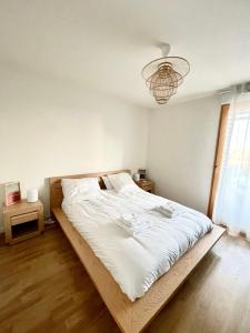 APPART 2P AVEC PARKING ET BALCON - gare val d'europe 5mn - disney 10mn