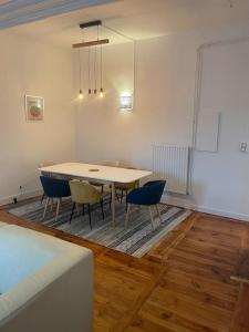 Appart 3 ch 6 pers+ garage plein centre