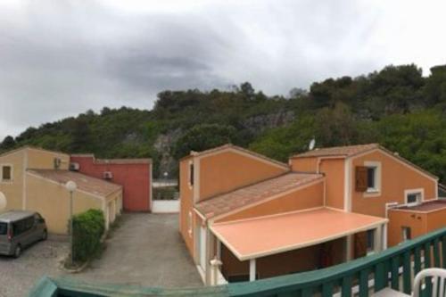 APPART 34 m2 - 300m de la plage - 4 pers - piscine - parking privé