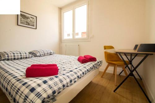 Appart 6 chb, standing, proche Centre,Parking,Clim