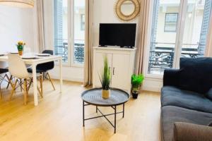 Appartement Appart Chic ☆ tout confort ☆ clim ☆ Vieux Port 304 (3ème étage) 32 Rue Saint-Ferréol 13001 Marseille Provence-Alpes-Côte d\'Azur