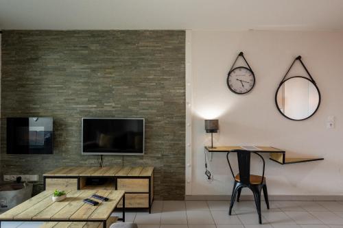 Appart cosy(4pers)PARKING CLIM Terrasse Vélodrome