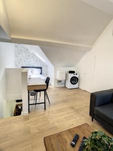 APPART COSY HYPER CENTRE DUPLEX GARE AMIENS 2PERS