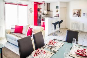 Appartement Appart'cosy Lyon Est 10 Place de la Libération 69150 Décines-Charpieu Rhône-Alpes