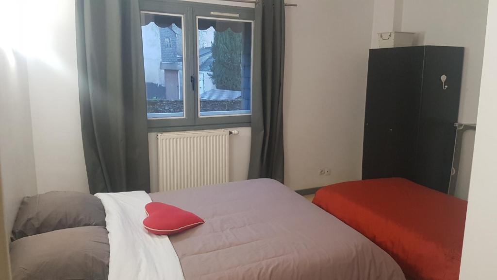 Appartement Appart entier 1 ch à ch-gontier 1er ou 2eme étage 1 er etage 106 Grande Rue 53200 Château-Gontier