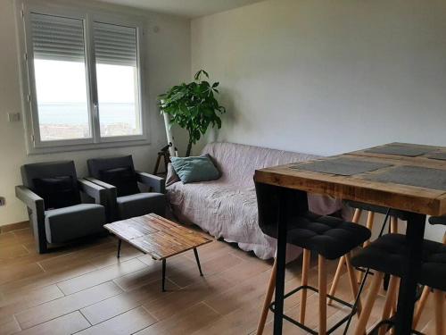 Appart Entier - Proche plage et centre ville - Vue mer