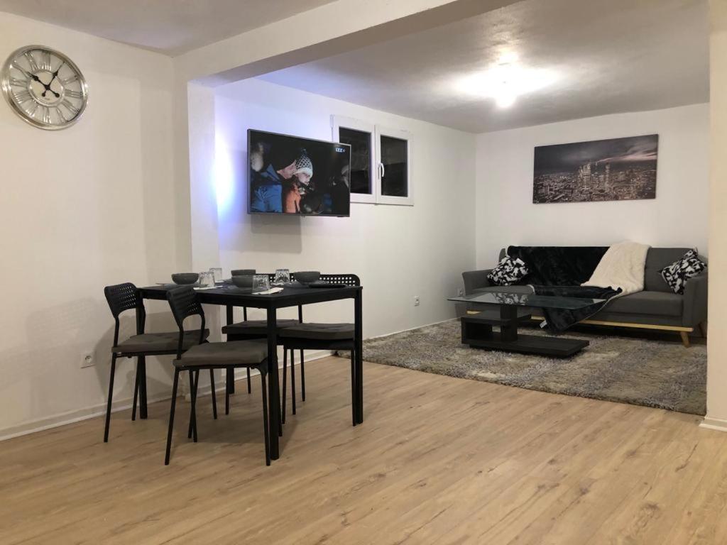 Appartement Appart F2 une chambre proche Orly 57 Rue Alsace Lorraine 91700 Sainte-Geneviève-des-Bois