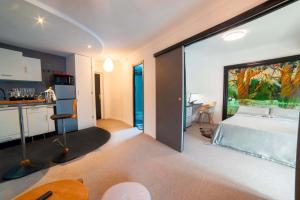 Appartement Appart'Hôtel chalereux au coeur de Tullins 23 Rue de la République 38210 Tullins Rhône-Alpes