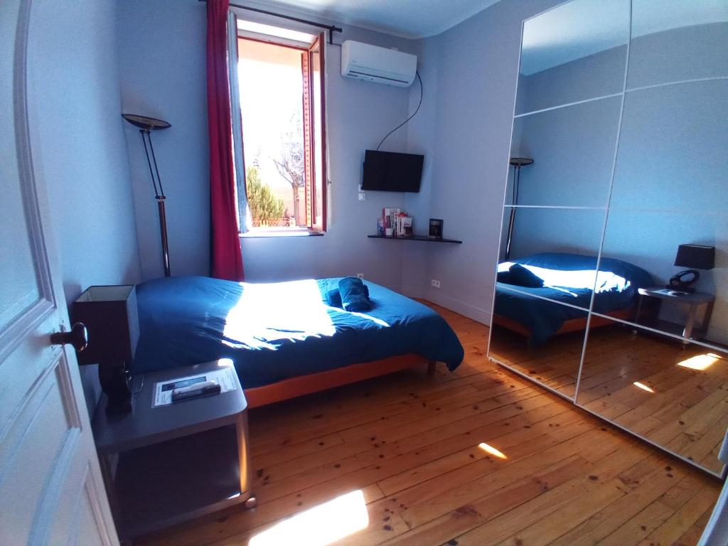 Appart-Hotel T1 Métro D Mermoz Lyon8 15 Rue Colette, 69008 Lyon