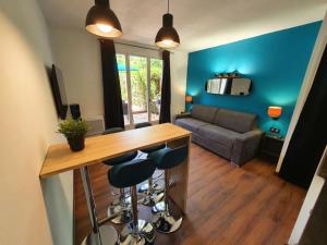 Appartement Appart La Madrague avec jardin à 2 pas de la mer 288 avenue de l'abbé dol 83270 Saint-Cyr-sur-Mer Provence-Alpes-Côte d\'Azur