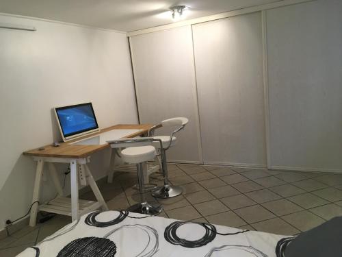 Appart, maison 100m2,, Parc des expositions et Aéro CDG 10mn, Parc Astérix 25mn