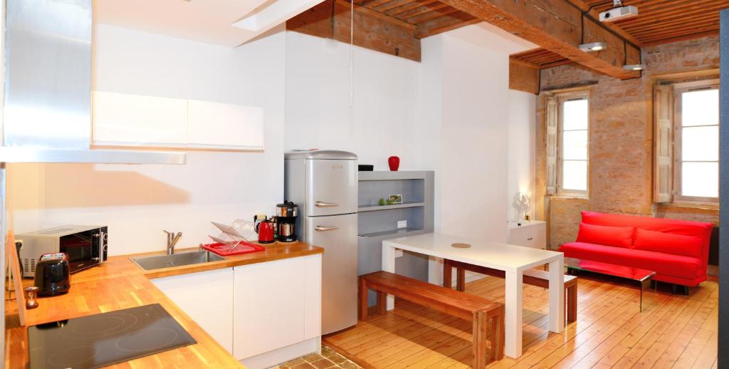 Appart' Nancy 12 rue Fernand Rey, 69001 Lyon