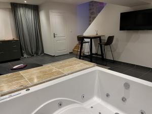 Appart Spa Privatif Laon