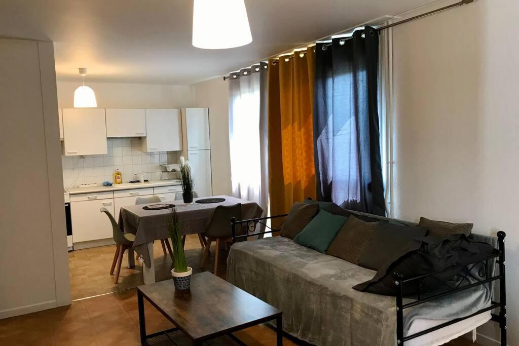 Appartement Appart T2 spacieux proche Gare TGV 28 Boulevard Winston Churchill 72100 Le Mans